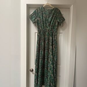 Elegant Green Floral Midi Dress